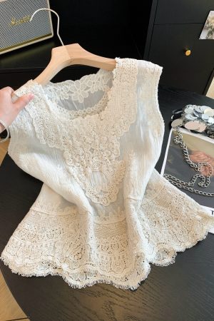 Women's Lace Cami Top Sleeveless Sheer Loose Fit Summer 2026