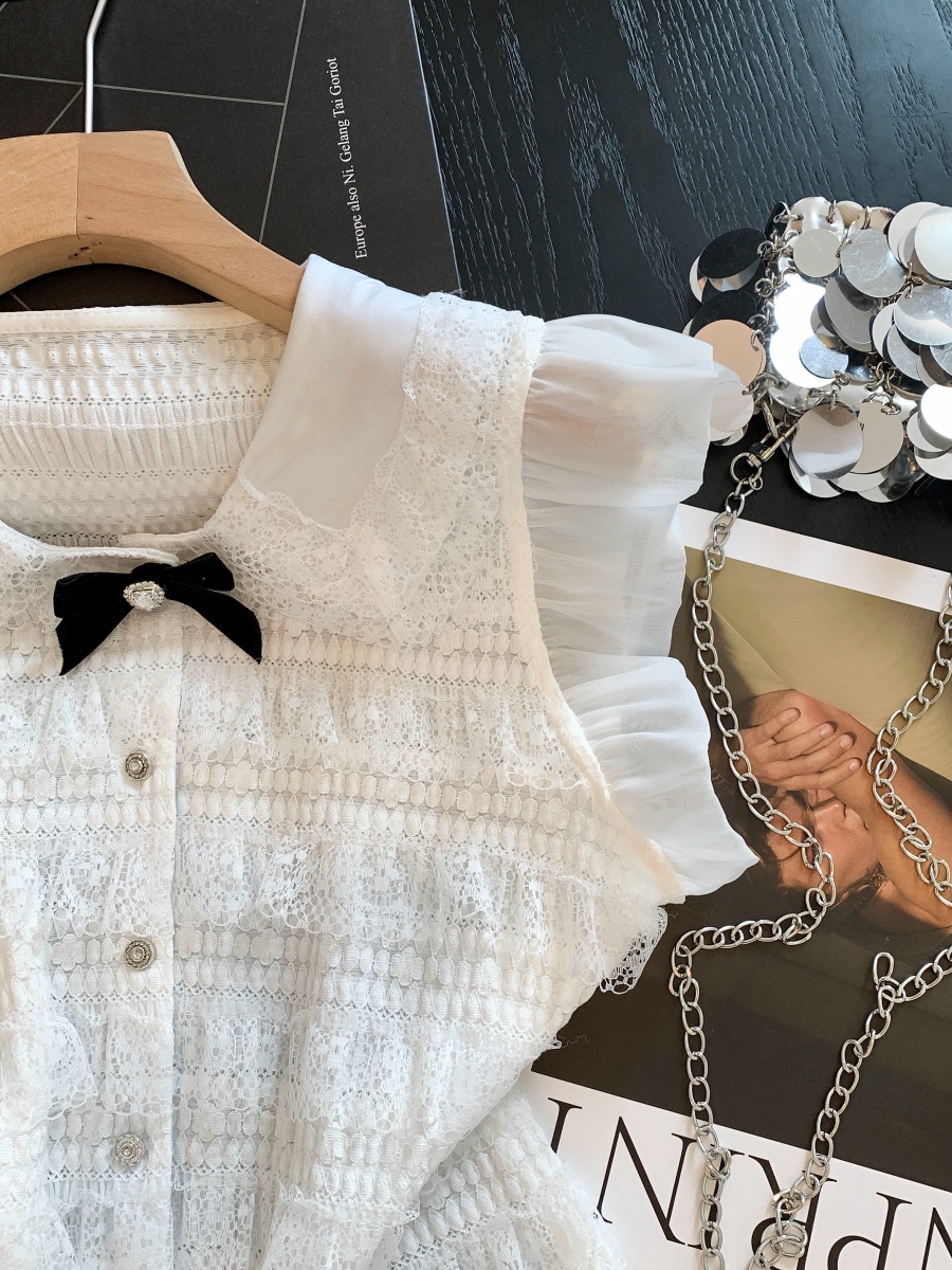 Women's Lace Shirt with Doll Collar and Bow Ruffle French Style Sleeveless Top Summer 2026 - Image 3