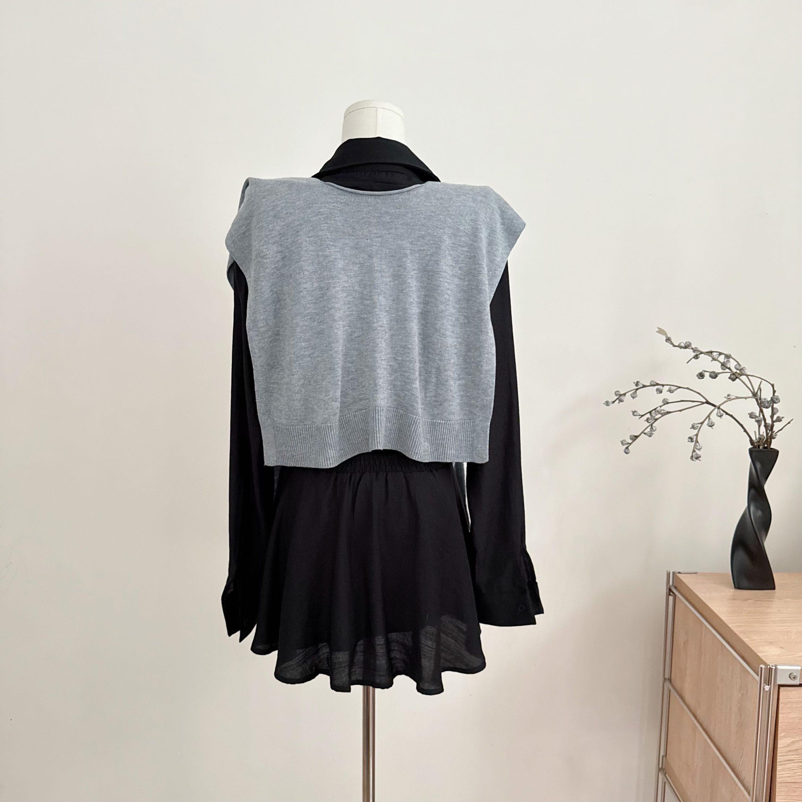 Women's Long Sleeve Waist-Cinched Shirt Dress with Shawl and Belt - Image 5
