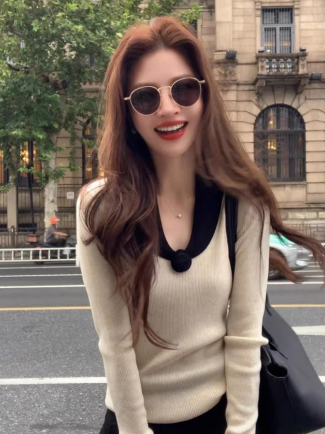 Lilian Ribbed Knit Sweater with Color-Block Design for Women New Fall Fashion