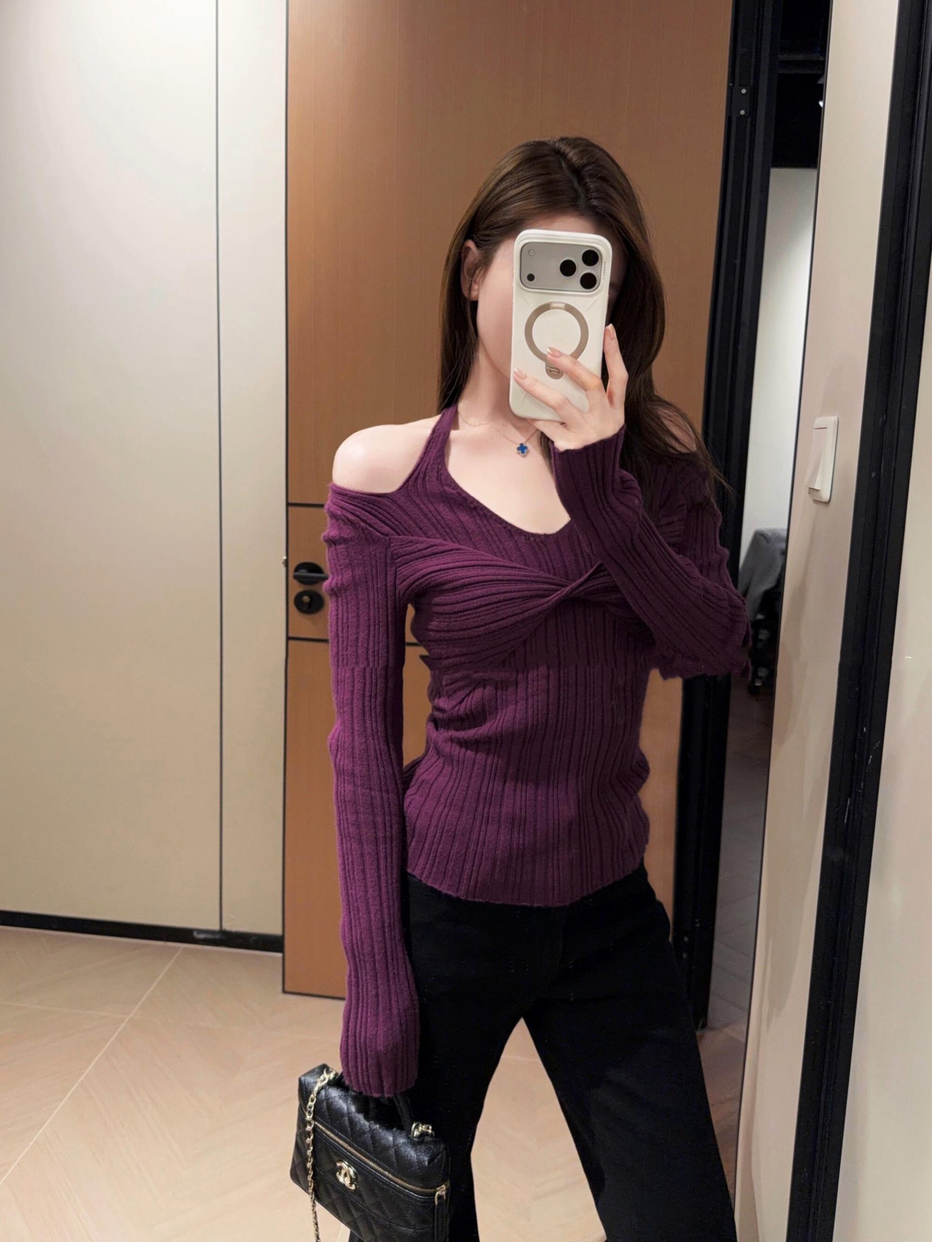 Women's Thick V-Neck Halter Twist Knit Top Faux Two-Piece Layering Shirt - Image 3
